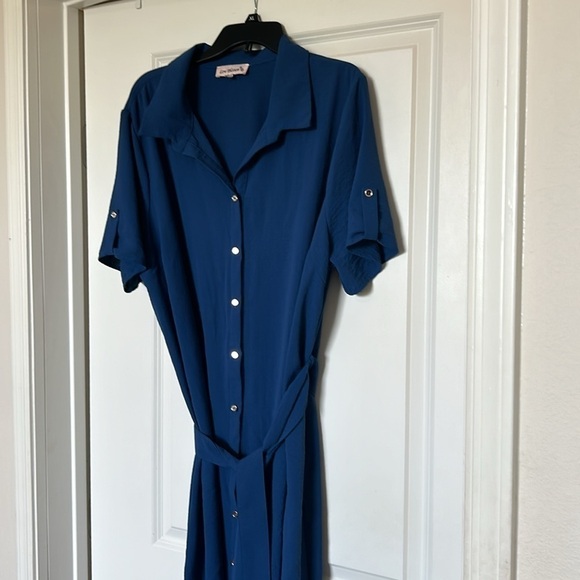 NWOT Love Blossom 3X shirt dress with tie sash and sleeve tabs in royal blue - Picture 1 of 13